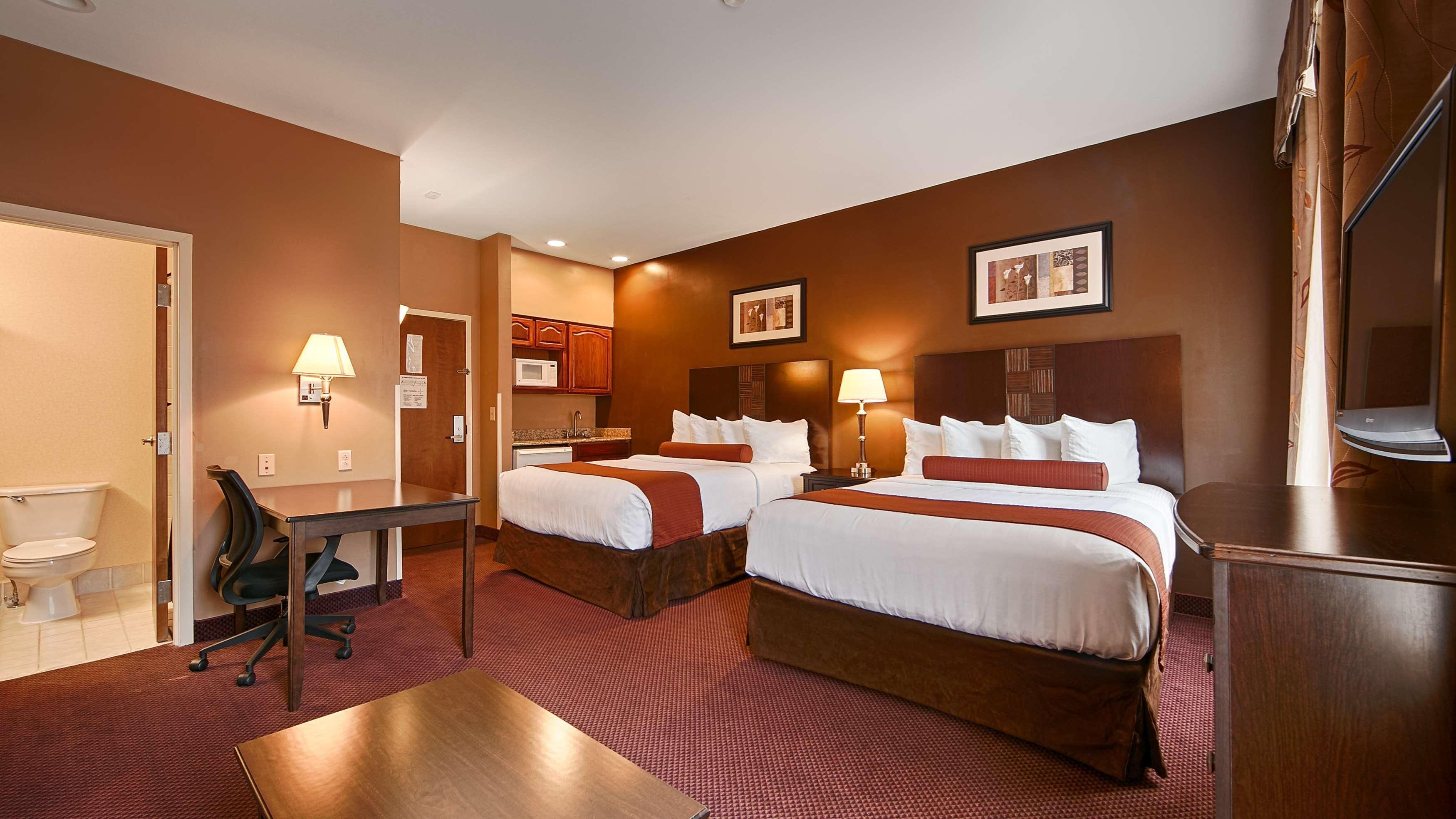 Best Western Plus Hannaford Inn & Suites Kenwood Exteriér fotografie