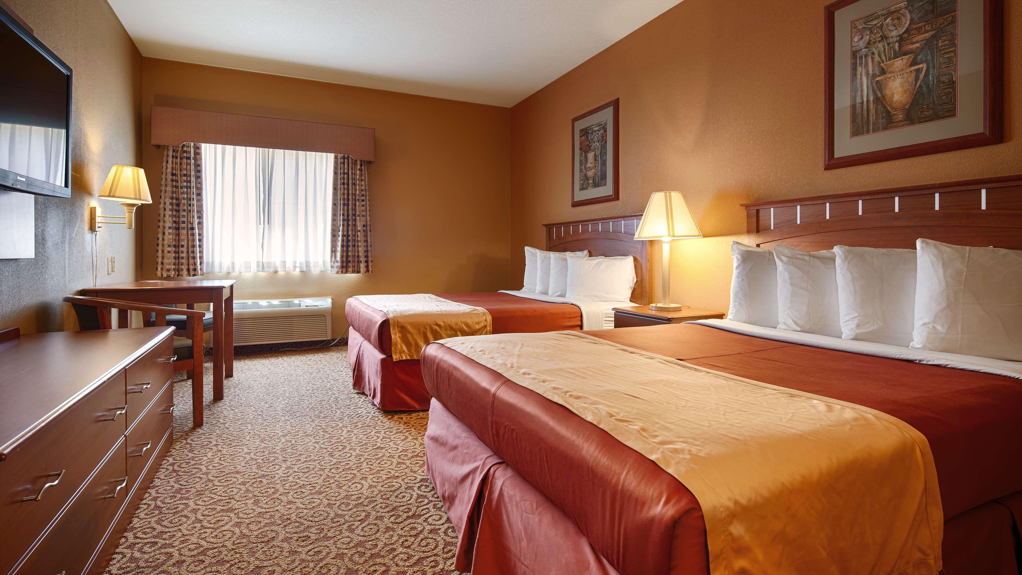 Best Western Plus Hannaford Inn & Suites Kenwood Exteriér fotografie