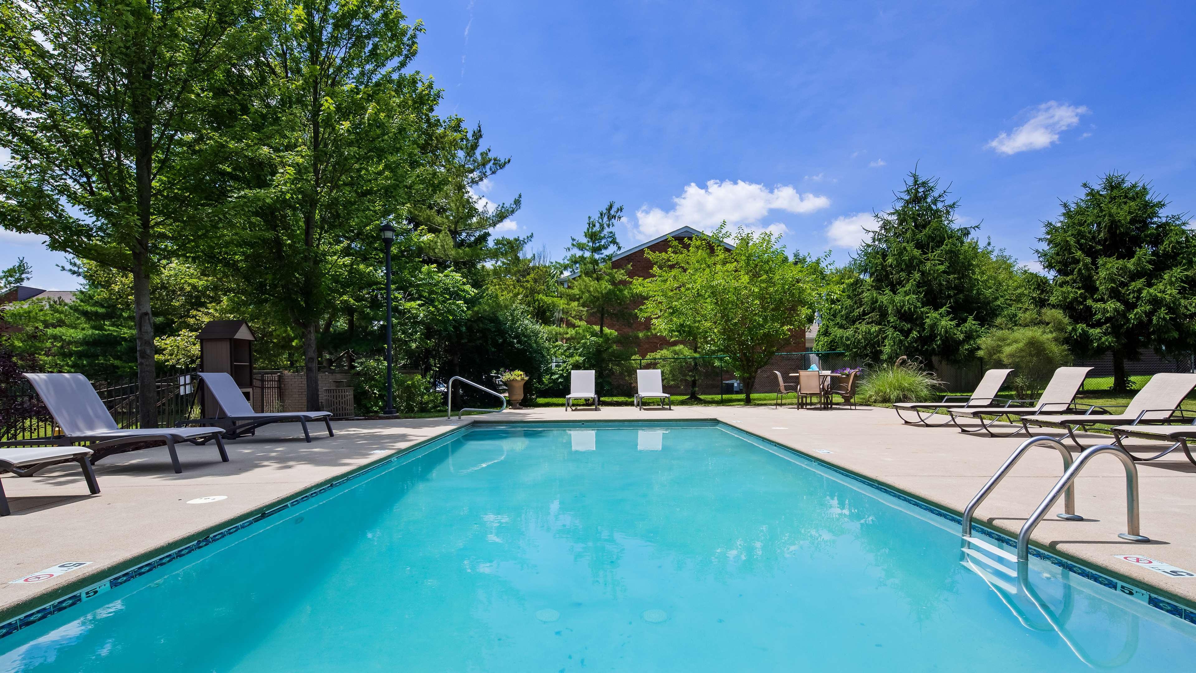 Best Western Plus Hannaford Inn & Suites Kenwood Exteriér fotografie