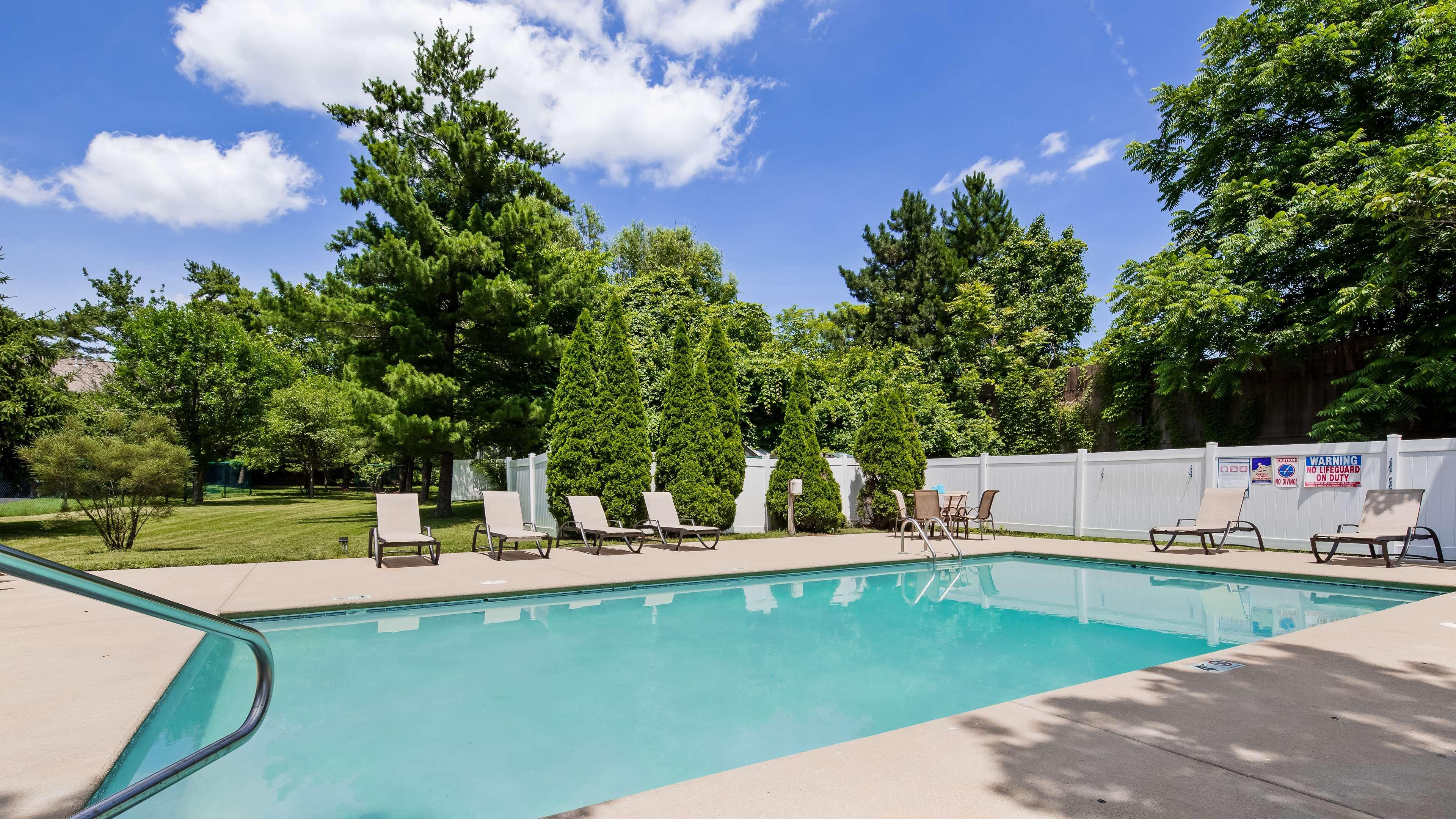 Best Western Plus Hannaford Inn & Suites Kenwood Exteriér fotografie