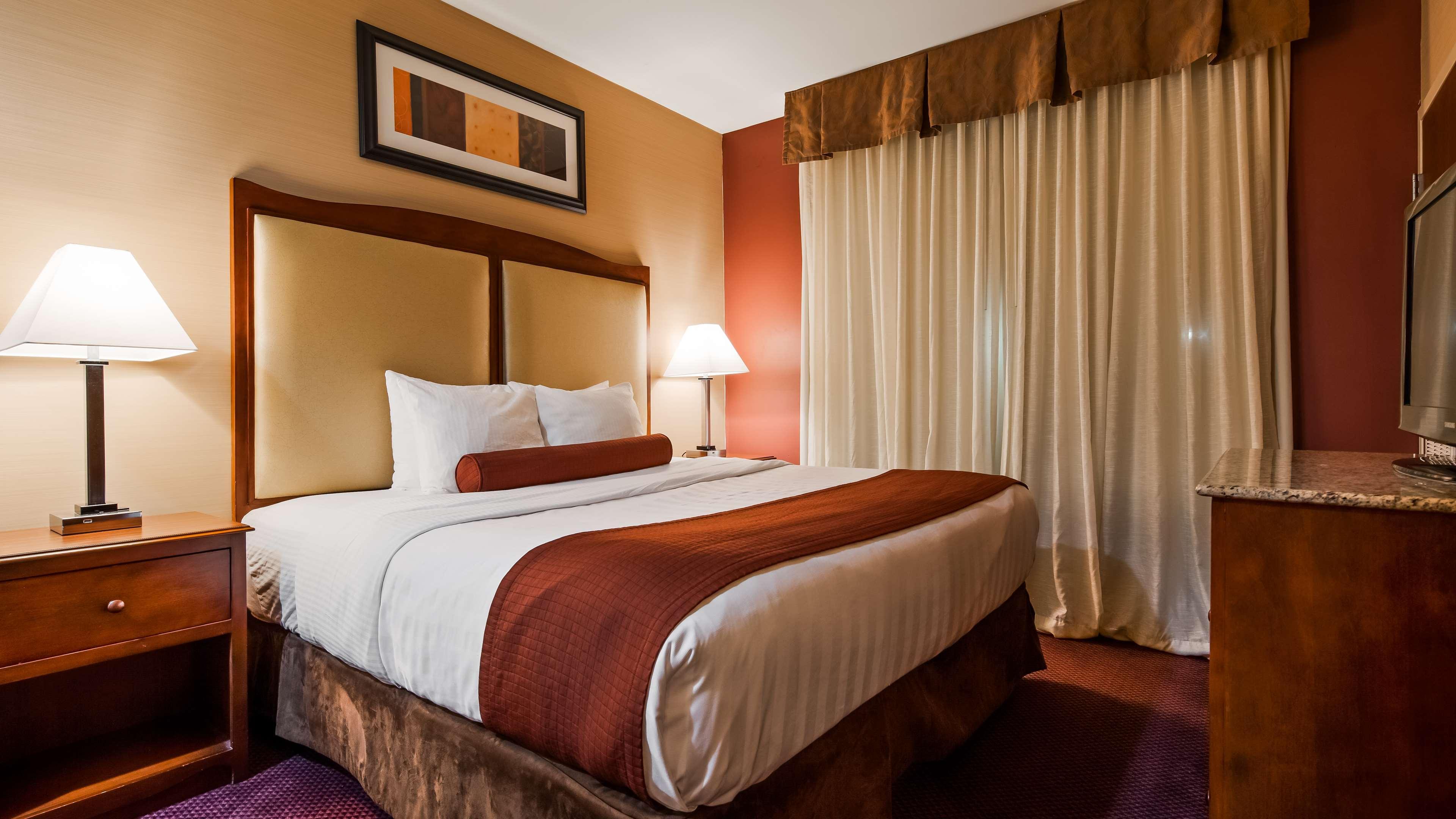 Best Western Plus Hannaford Inn & Suites Kenwood Exteriér fotografie