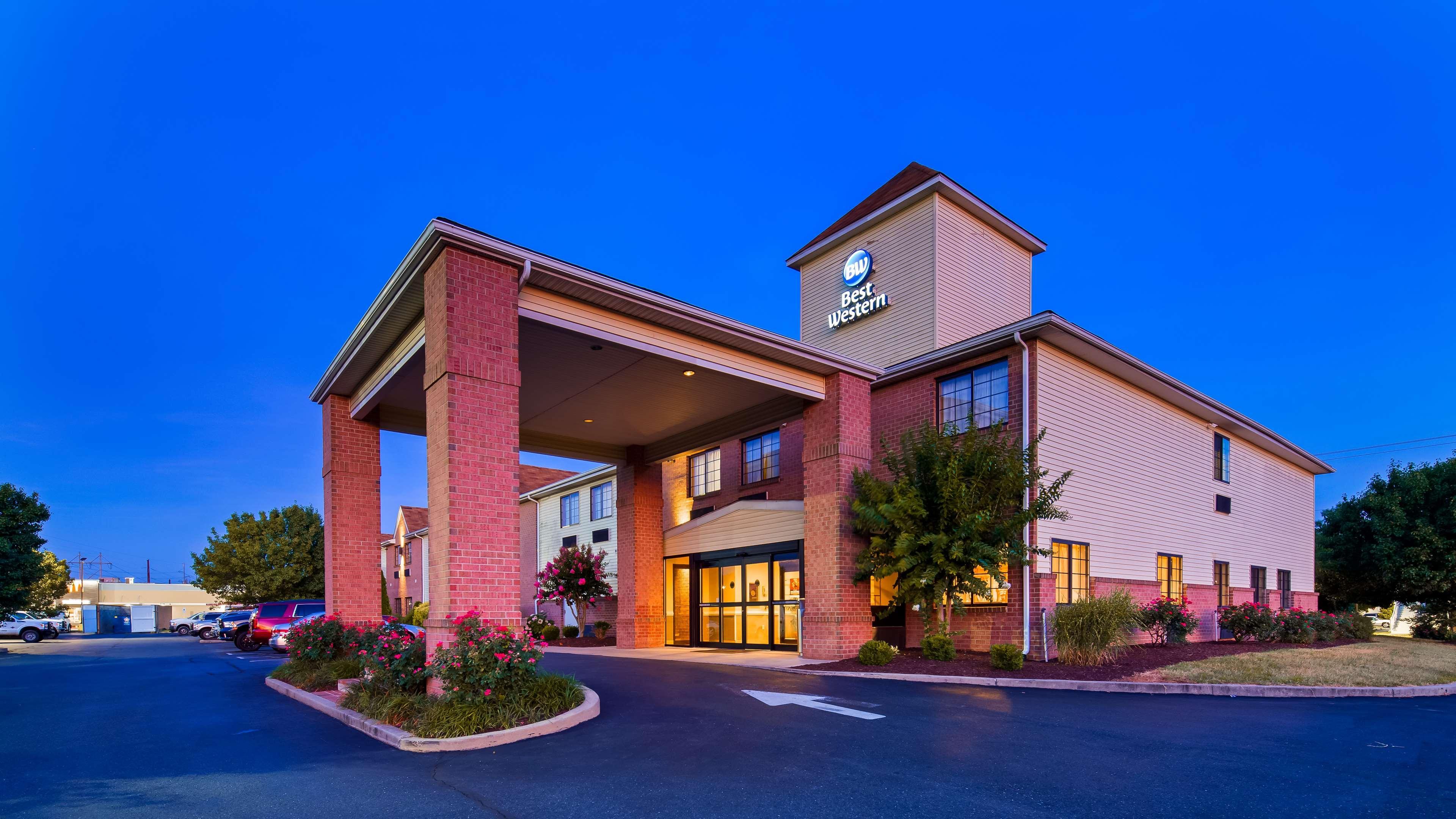 Best Western Plus Hannaford Inn & Suites Kenwood Exteriér fotografie