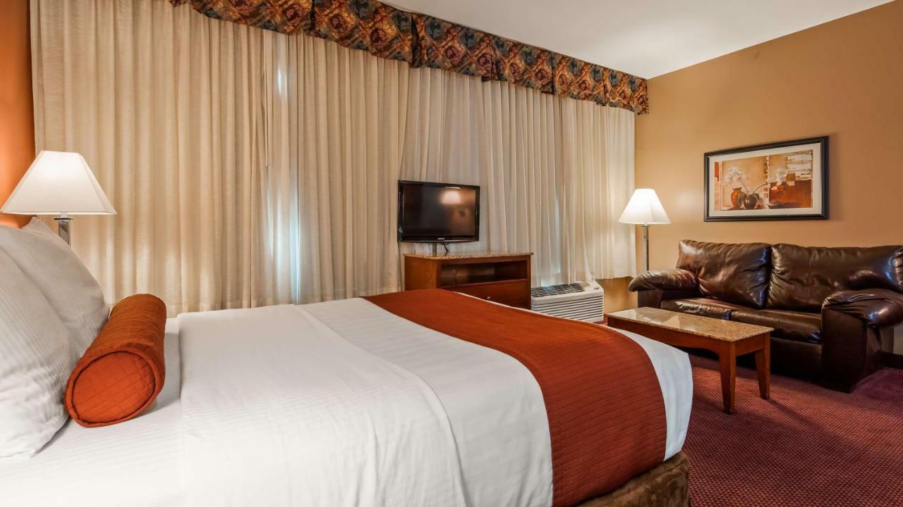 Best Western Plus Hannaford Inn & Suites Kenwood Exteriér fotografie